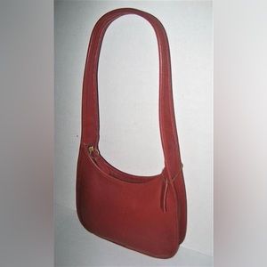 ISO coach ergo 9020 red or navy